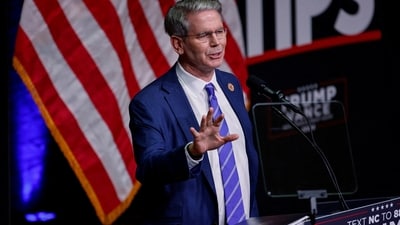 FILE PHOTO: Key Square Group founder Scott Bessent speaks at a campaign event for Republican presidential nominee and former U.S. President Donald Trump in Asheville, North Carolina, U.S. August 14, 2024. REUTERS/Jonathan Drake/File Photo (REUTERS)