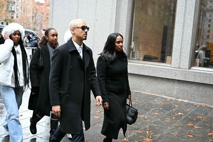 The Combs family arrive at the Southern District of New York Federal Court to attend a hearing for Sean 'Diddy' Combs on November 22, 2024, 2024 in New York City. (Photo by TIMOTHY A. CLARY / AFP) (AFP) The Combs family arrive at the Southern District of New York Federal Court to attend a hearing for Sean 'Diddy' Combs on November 22, 2024, 2024 in New York City. (Photo by TIMOTHY A. CLARY / AFP) (AFP)