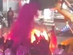The fire occurred when women performing an 'aarti' for Shivaji Patil at Mahgaon were caught in a blaze caused by a large amount of gulal falling from a crane onto their 'aarti' plates. The fire occurred when women performing an 'aarti' for Shivaji Patil at Mahgaon were caught in a blaze caused by a large amount of gulal falling from a crane onto their 'aarti' plates.