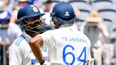 India's Virat Kohli (L) talks to teammate Yashasvi Jaiswal on day three of the first Test cricket match between Australia and India. (AFP) India's Virat Kohli (L) talks to teammate Yashasvi Jaiswal on day three of the first Test cricket match between Australia and India. (AFP)