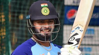 India wicketkeeper-batter Rishabh Pant was bought by LSG for a record ₹27 crore on Day 1 of IPL mega auction. (PTI) India wicketkeeper-batter Rishabh Pant was bought by LSG for a record ₹27 crore on Day 1 of IPL mega auction. (PTI)