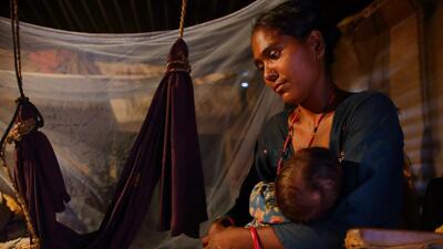 The problem of formula being pushed over breastfeeding becomes more acute in the case of C-section deliveries (AFP)