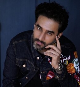 Shekhar Ravjiani Shekhar Ravjiani