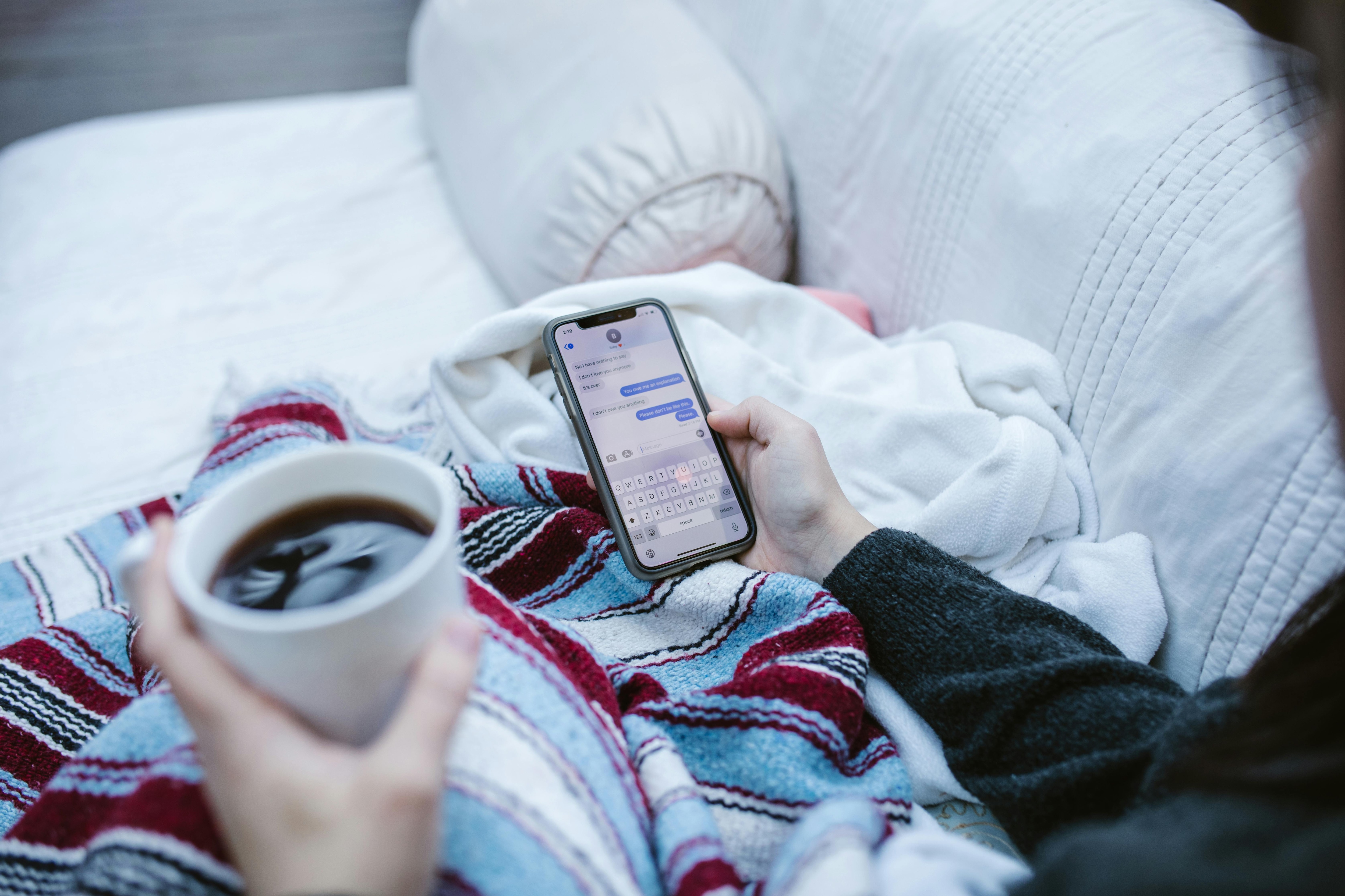 Using too many texting abbreviations will make you seem like you are not putting in any effort. (Pexels) Using too many texting abbreviations will make you seem like you are not putting in any effort. (Pexels)