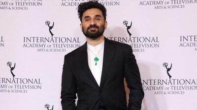 Comedian and actor Vir Das hosted the 52nd International Emmy Awards at the New York Hilton. He later posed in the press room after hosting the event. For the event, Vir was dressed in a white shirt, black suit and matching trousers. He wore cream shoes and a neckpiece. Comedian and actor Vir Das hosted the 52nd International Emmy Awards at the New York Hilton. He later posed in the press room after hosting the event. For the event, Vir was dressed in a white shirt, black suit and matching trousers. He wore cream shoes and a neckpiece.