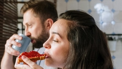 It is observed that men may be able to consume a carbohydrate-rich breakfast while women may benefit from a fat-rich breakfast. (Pexels) It is observed that men may be able to consume a carbohydrate-rich breakfast while women may benefit from a fat-rich breakfast. (Pexels)