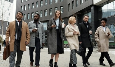 Myntra Black Friday Sale: Winter office wear (Pexels) Myntra Black Friday Sale: Winter office wear (Pexels)