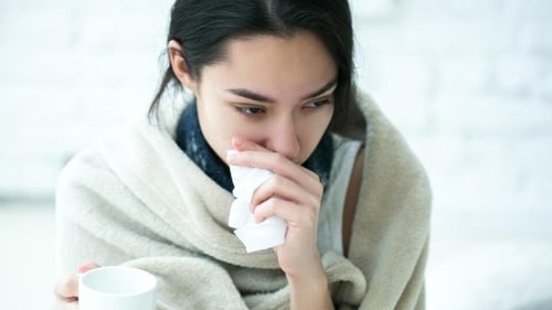 Common winter illnesses include the flu, eczema, joint pain, and cold sores. (Shutterstock)