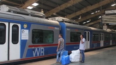 Mumbai, India – December 24, 2017: Western Railway today trial of AC local train along with General Manger and Western Railway Staff from Churhcgate to Borivali, it will be starting from 25th Dec 2017 on occasion of Christmas , in Mumbai, India, on Sunday, Dec 24, 2017. (Photo by Bhushan Koyande/HT) (Bhushan Koyande)