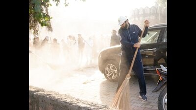 The chief minister assured that there would be no fund constraints or compromises in the mission to keep Kurukshetra clean. (Source: X) The chief minister assured that there would be no fund constraints or compromises in the mission to keep Kurukshetra clean. (Source: X)