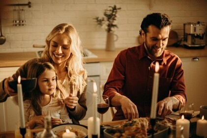 Thanksgiving is all about togetherness. (Pexels) Thanksgiving is all about togetherness. (Pexels)
