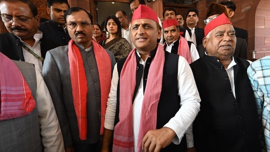 Samajwadi Party leader Akhilesh Yadav with his party MPs after 'Samvidhan Divas' function. (Photo by Arvind Yadav/ Hindustan Times)