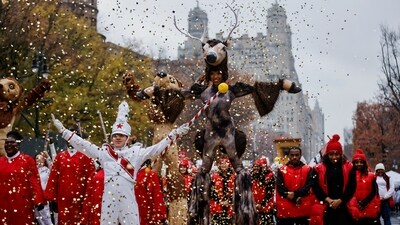 Performers rehearse ahead of the annual Macy's Thanksgiving Day Parade in Manhattan in New York City. The Macy’s Thanksgiving Day Parade kicked off Thursday morning in New York City with a steady rain. (REUTERS)