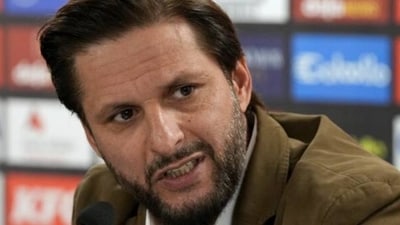 Shahid Afridi showed his support towards PCB not accepting hybrid model for Champions Trophy
