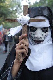 Arif Khan, a mehendi artists dressed up as Elizabeth the nun to showcase the inclusive LGBTQIA+ community. (Photos: Manoj Verma/HT)