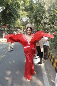 Naaz Joshi donned a red outfit, resembling a rose, that left many in awe. (Photos: Manoj Verma/HT)