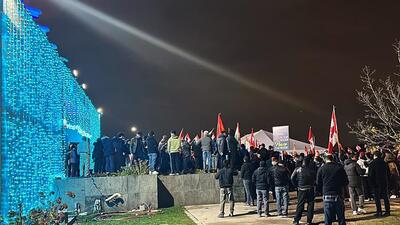 A massive crowd gather outside Hindu Sabha Mandir in solidarity with the temple and the Hindu community after the Khalistani attack on November 3, in Brampton on November 4. (ANI)