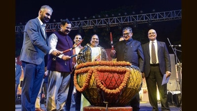 Chandigarh administrator Gulab Chand Kataria inaugurates National Crafts Mela at Kalagram in Manimajra on Friday. (Sant Arora/HT)