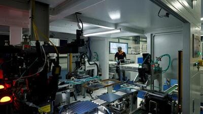 India remains the fastest-growing major economy as China’s GDP growth in the July-September quarter this year was 4.6%. (REUTERS FILE PHOTO) India remains the fastest-growing major economy as China’s GDP growth in the July-September quarter this year was 4.6%. (REUTERS FILE PHOTO)