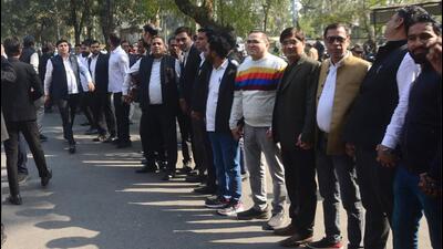 It was also decided in a general meeting on Thursday that any member not cooperating may be acted upon in form of penalty of ₹5,000 or cancellation of chamber or even suspension of membership for five years. (Sakib Ali/HT Photo) It was also decided in a general meeting on Thursday that any member not cooperating may be acted upon in form of penalty of ₹5,000 or cancellation of chamber or even suspension of membership for five years. (Sakib Ali/HT Photo)