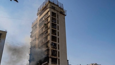 A massive fire broke out in a 22-story building after an LPG cylinder exploded. The incident took place on the 14th floor of Ansari Heights located on Nishan Pada Road in Dongari in Mumbai, India, on Wednesday, November 27, 2024. (Photo by Satish Bate/ Hindustan Times) (Hindustan Times)