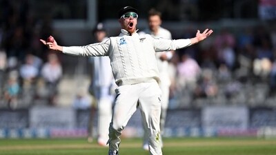 Glenn Phillips lit up a gloomy day for New Zealand (Getty Images) Glenn Phillips lit up a gloomy day for New Zealand (Getty Images)