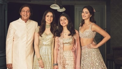 Ananya Panday's sister Rysa Panday's CV goes viral Ananya Panday's sister Rysa Panday's CV goes viral