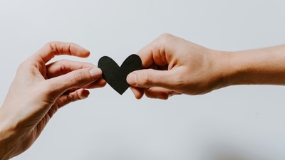 Daily Love and Relationship Horoscope 2024: Find out love predictions for November 30