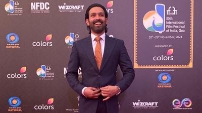 Vikrant Massey wins Personality of the Year at IFFI Goa Vikrant Massey wins Personality of the Year at IFFI Goa