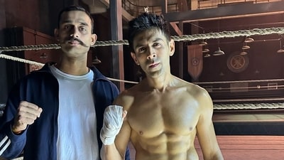 Fitness trainer Tridev Pandey trained actor Kartik Aaryan for his film Chandu Champion. (Instagram/Tridev Pandey) Fitness trainer Tridev Pandey trained actor Kartik Aaryan for his film Chandu Champion. (Instagram/Tridev Pandey)