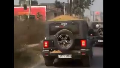 A man in Meerut piled mud on his Thar and sped down the road, sparking police action. (X) A man in Meerut piled mud on his Thar and sped down the road, sparking police action. (X)