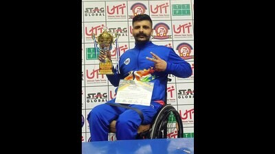 Shubham Wadhwa displayed exceptional skill, dominating every match with clean 3-0 victories. (HT Photo) Shubham Wadhwa displayed exceptional skill, dominating every match with clean 3-0 victories. (HT Photo)