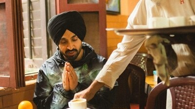 Diljit Dosanjh tasted a cup of coffee at the place. Diljit Dosanjh tasted a cup of coffee at the place.
