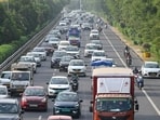 In an effort to decrease accidents during the winter, the UP Traffic Police has decided to lower the speed restrictions on the Yamuna and Noida Motorways. In an effort to decrease accidents during the winter, the UP Traffic Police has decided to lower the speed restrictions on the Yamuna and Noida Motorways.