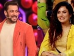 Salman Khan couldn't help but blush at Sara Arfeen Khan's joke. Salman Khan couldn't help but blush at Sara Arfeen Khan's joke.