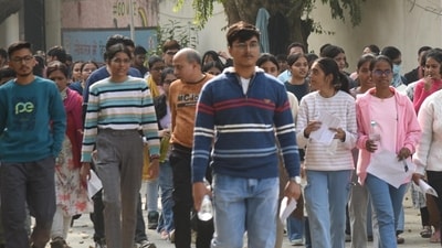 No candidate were allowed inside the exam premises without admit cards.&nbsp; (Santosh Kumar )