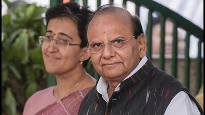 LG VK Saxena and chief minister Atishi. (PTI) LG VK Saxena and chief minister Atishi. (PTI)