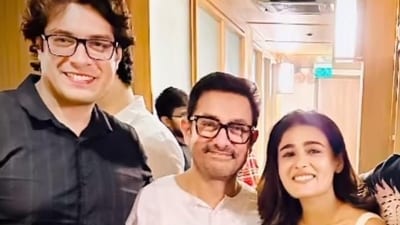 Junaid Khan, Aamir Khan, Shalini Pandey at the success party for Maharaj. Junaid Khan, Aamir Khan, Shalini Pandey at the success party for Maharaj.