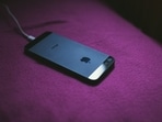 Police said that she got the shock while trying to remove the phone from the charger.