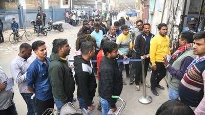 Candidates were allowed to bring only those items mentioned in the admit cards. (Santosh Kumar/HT Photo) Candidates were allowed to bring only those items mentioned in the admit cards. (Santosh Kumar/HT Photo)