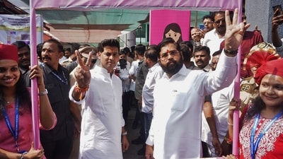 Caretaker Chief Minister Eknath Shinde with son MP Shrikant Shinde (Praful Gangurde /HT Photo)
