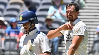 Australia's paceman Mitchell Starc reacts as India's Yashasvi Jaiswal plays a shot. (Photo by SAEED KHAN / AFP) (AFP) Australia's paceman Mitchell Starc reacts as India's Yashasvi Jaiswal plays a shot. (Photo by SAEED KHAN / AFP) (AFP)