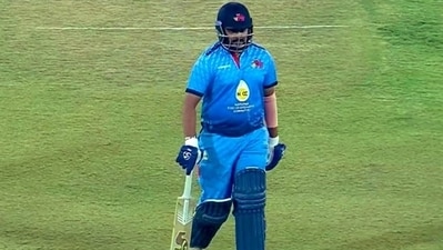 Prithvi Shaw suffered his second dismissal for duck in Syed Mushtaq Ali Trophy tournament Prithvi Shaw suffered his second dismissal for duck in Syed Mushtaq Ali Trophy tournament