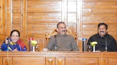 Himachal CM Sukhvinder Sukhu , deputy CM Mukesh Agnihotri and Congress state unit chief Pratibha Singh at the Congress legislature party meet . (HT Photo) Himachal CM Sukhvinder Sukhu , deputy CM Mukesh Agnihotri and Congress state unit chief Pratibha Singh at the Congress legislature party meet . (HT Photo)