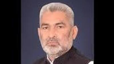 Lal Chand Kataruchak appreciated the hard work of the officers and employees of the department of food and civil supplies at the head office and district level to ensure the success of the season. (HT File) Lal Chand Kataruchak appreciated the hard work of the officers and employees of the department of food and civil supplies at the head office and district level to ensure the success of the season. (HT File)