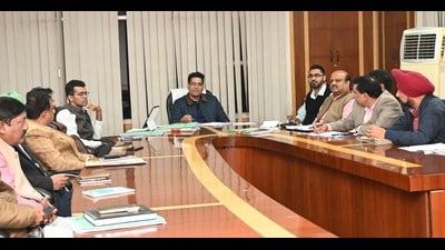 Municipal corporation commissioner Aaditya Dachalwal during a meeting with the officials of different branches at MC Zone D office in Ludhiana on Tuesday. (HT PHOTO)