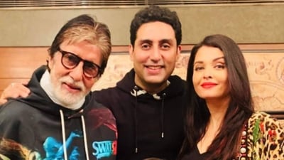 Amitabh Bachchan has shared a few tweets which confused fans. Amitabh Bachchan has shared a few tweets which confused fans.