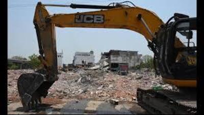 egarding the illegal building at the Rahon road, building branch officials said the owner was taking up construction works in violation of the building bylaws. The building has now been sealed. (HT file photo for representation)