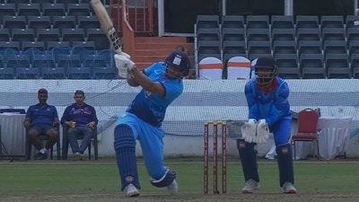 Shivam Dube hammers one down the ground (Screengrab) Shivam Dube hammers one down the ground (Screengrab)