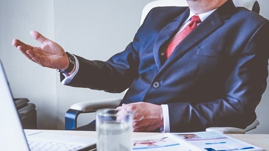 An executive's LinkedIn post sparked debate after threatening to revoke job offers over email etiquette. (Pixabay)